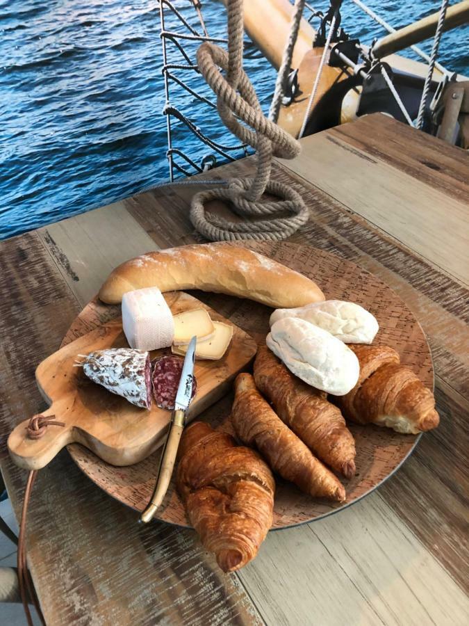 L'Oisette - Lodge Couette et Café Ghislenghien Eksteriør bilde